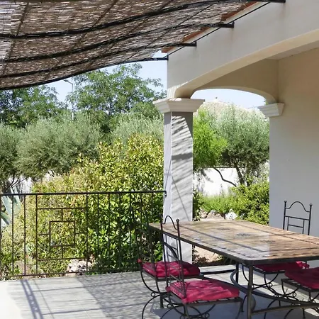 Pretty With Garden And Private Pool, Holiday home Gabian